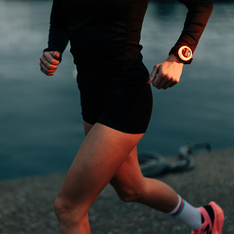 BlinkO: the Ultimate Wearable Outdoor Safety Light