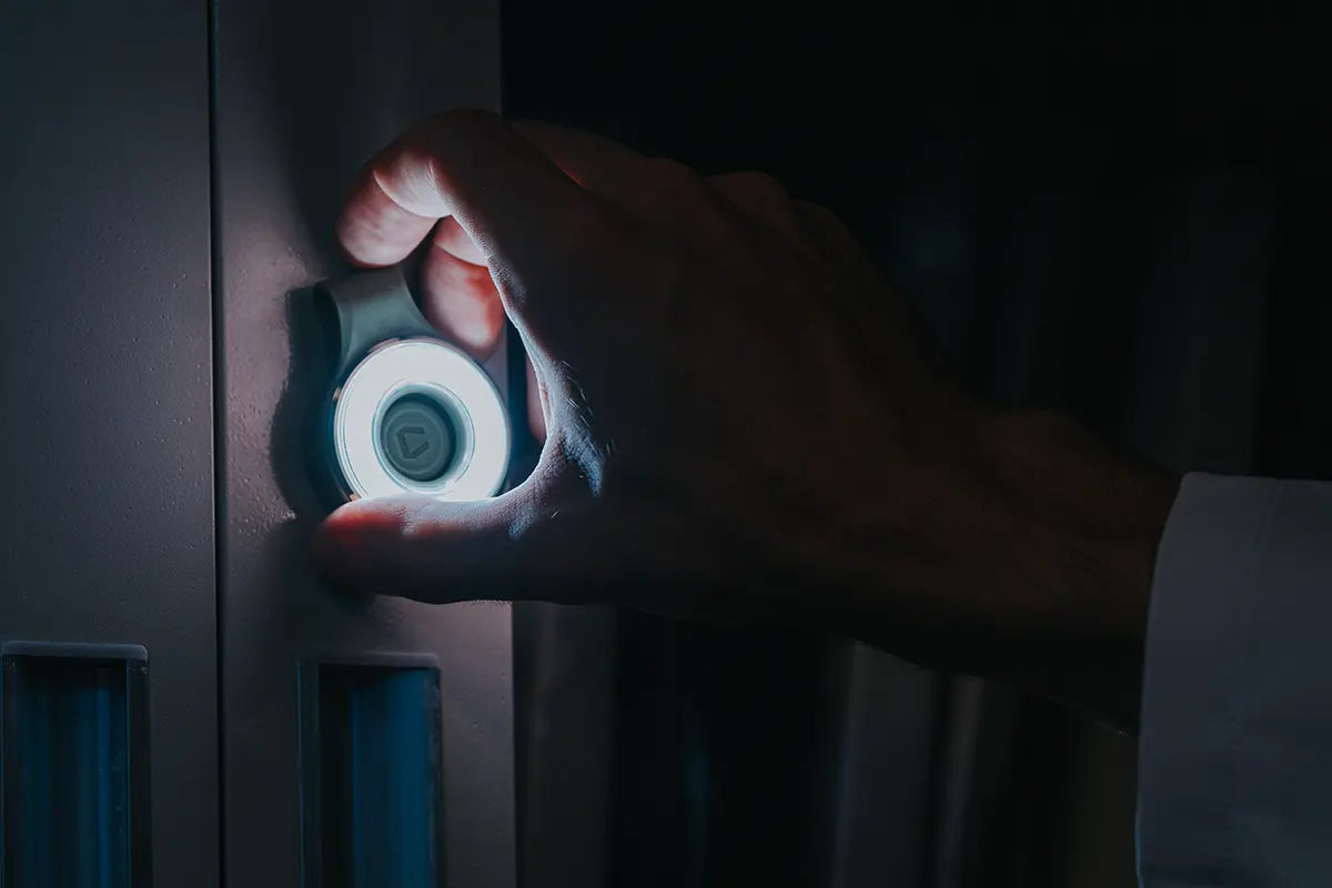 Best Magnetic Work Light: Why Smaller and Lighter Usually Wins (2026 Guide) SCOUTLITE